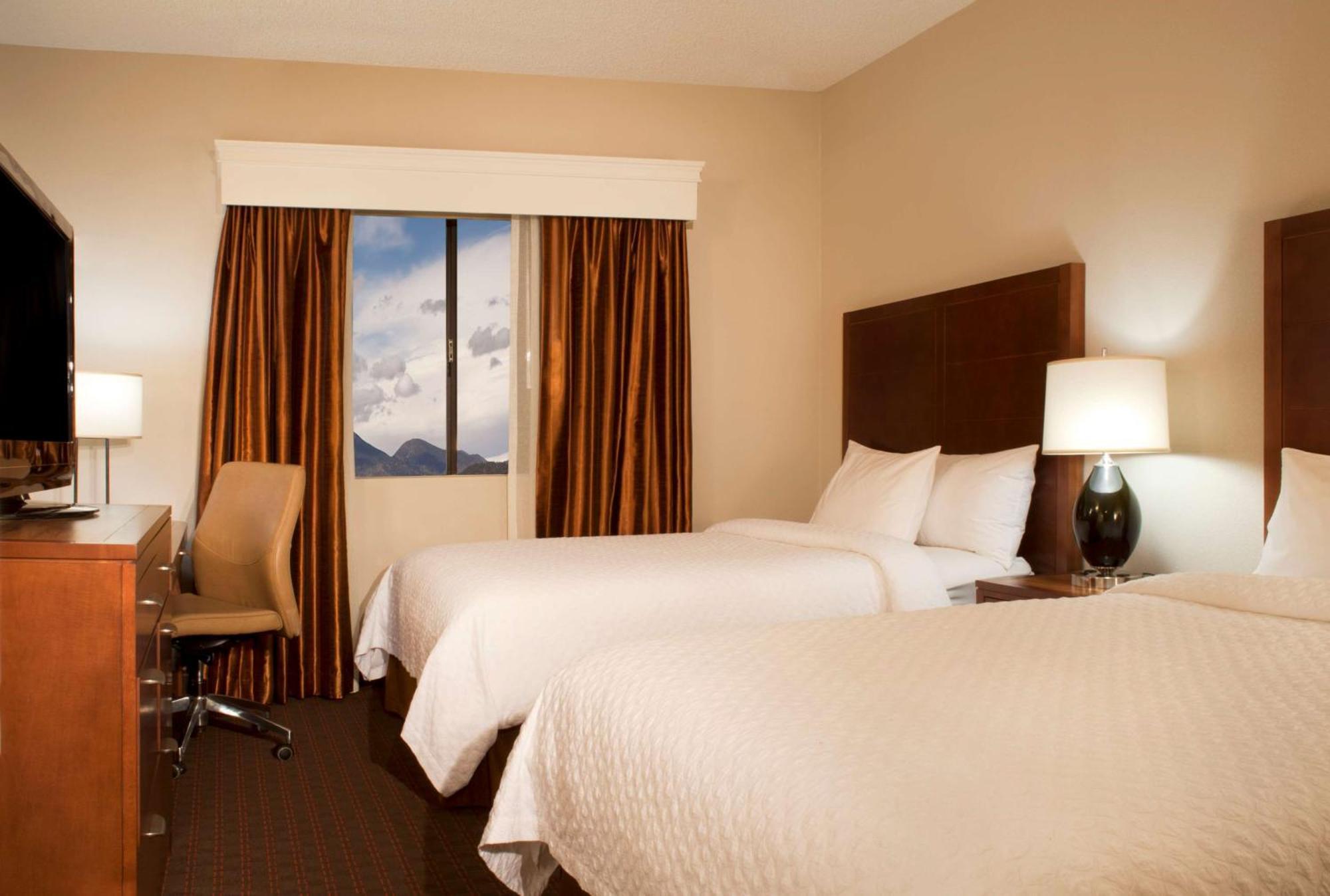 Embassy Suites By Hilton Flagstaff Exterior foto