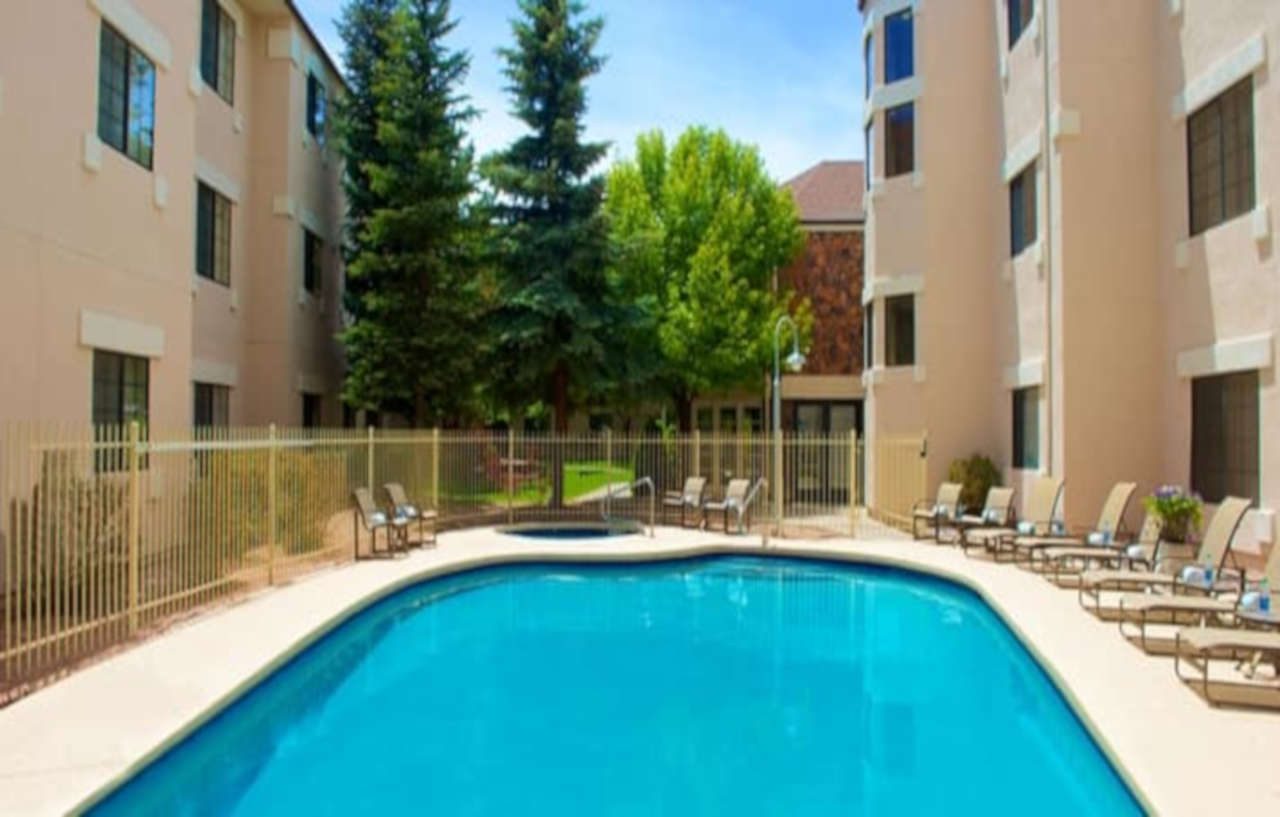 Embassy Suites By Hilton Flagstaff Exterior foto